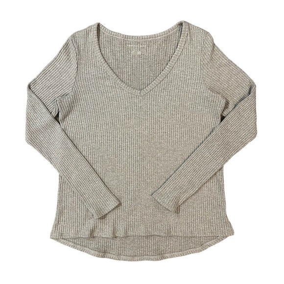 American Eagle Outfitters Tops - American Eagle Ribbed Knit VNeck Long Sleeve Top Light Gray Soft Stretchy Medium